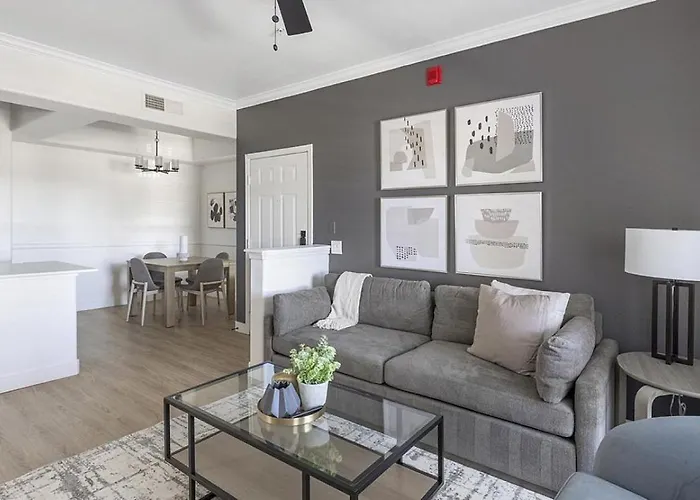 Landing Modern With Amazing Amenities