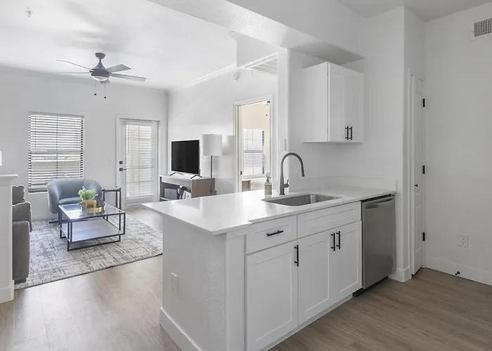 Landing Modern With Amazing Amenities