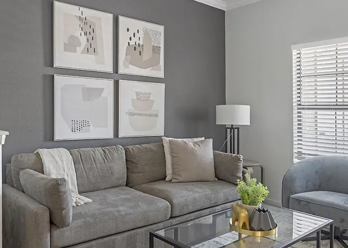 Landing Modern With Amazing Amenities * Chandler